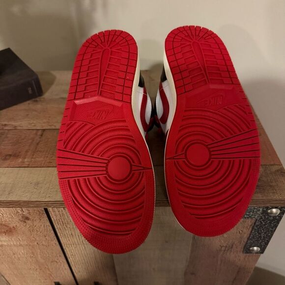 NWOB Air Jordan 1 Low - Picture 6 of 6